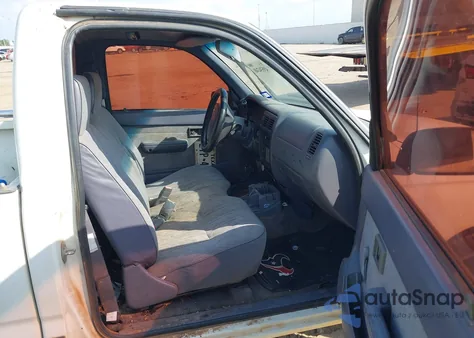 1998 Toyota Tacoma from USA, damaged, VIN 4TANL42N4WZ093473